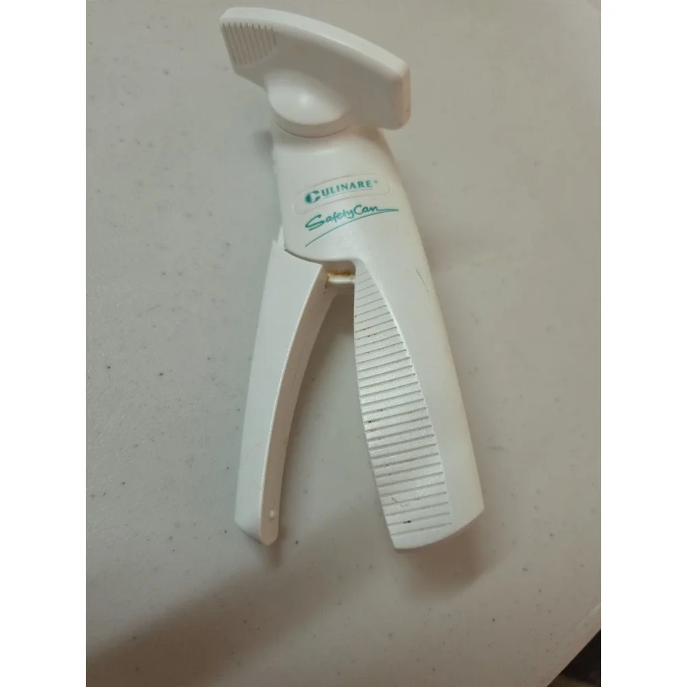 Culinary Safety Can Vintage Can Opener Handheld Manual Smooth Edge Opening